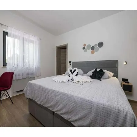 Alison Deluxe Junior *