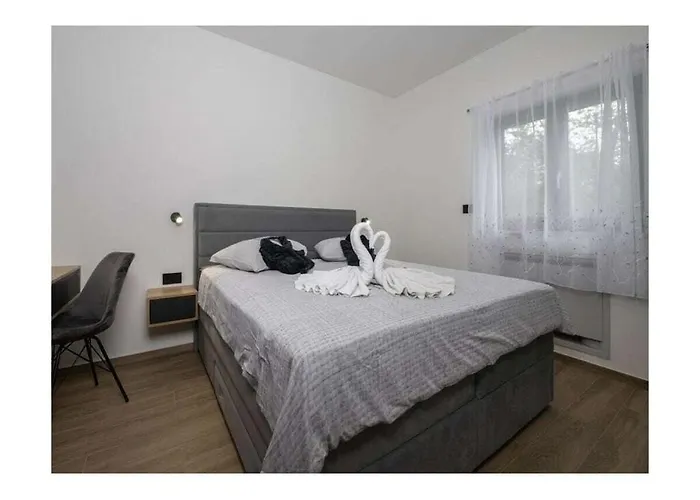 빌라 Alison Deluxe Junior *